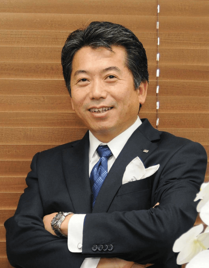代表取締役社長 岡本 泰